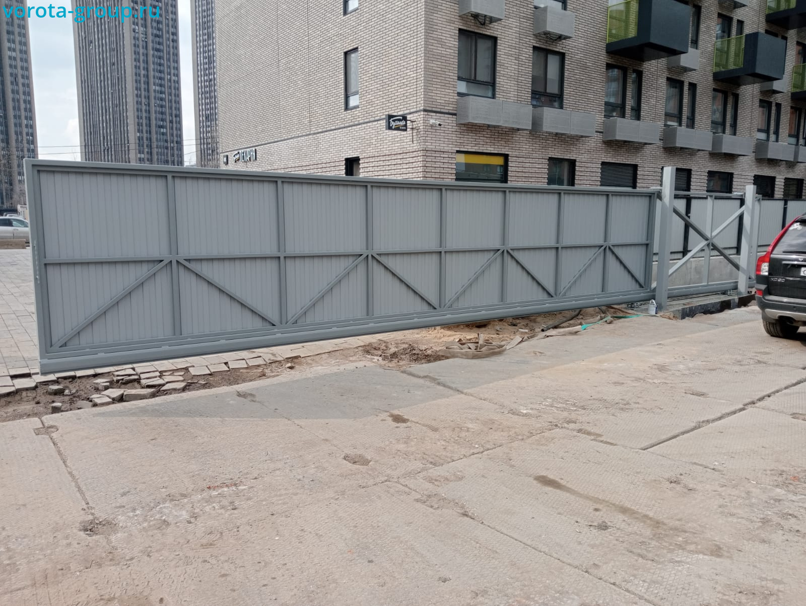 Установка промышленных откатных ворот 15 метров